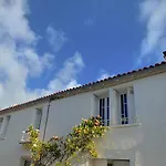 Bed & Breakfast Maison Face Au Soleil Le Bois-Plage-en-Re