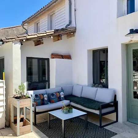 Maison Face Au Soleil Alojamento de Acomodação e Pequeno-almoço Le Bois-Plage-en-Ré