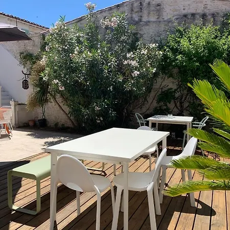 Nocleg ze śniadaniem Maison Face Au Soleil 3*