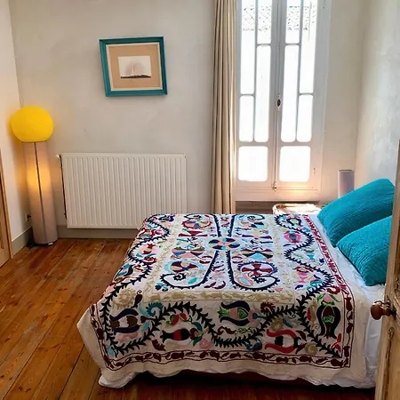 Bed & Breakfast Maison Face Au Soleil 3*