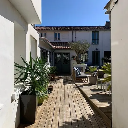Maison Face Au Soleil 3*