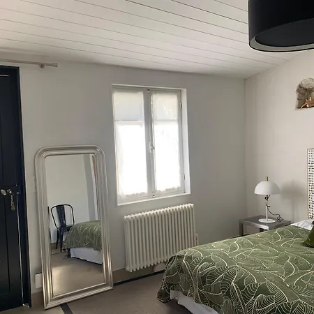 Maison Face Au Soleil