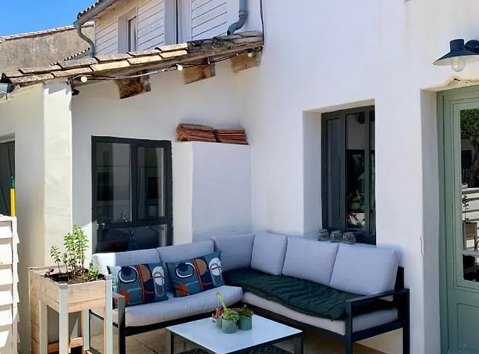 Maison Face Au Soleil Bed and breakfast Le Bois-Plage-en-Ré