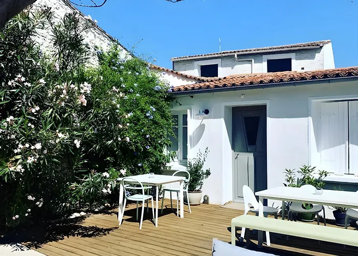 Bed and breakfast Maison Face Au Soleil