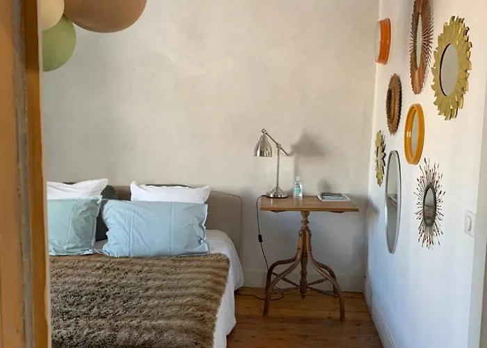 Maison Face Au Soleil Bed and breakfast