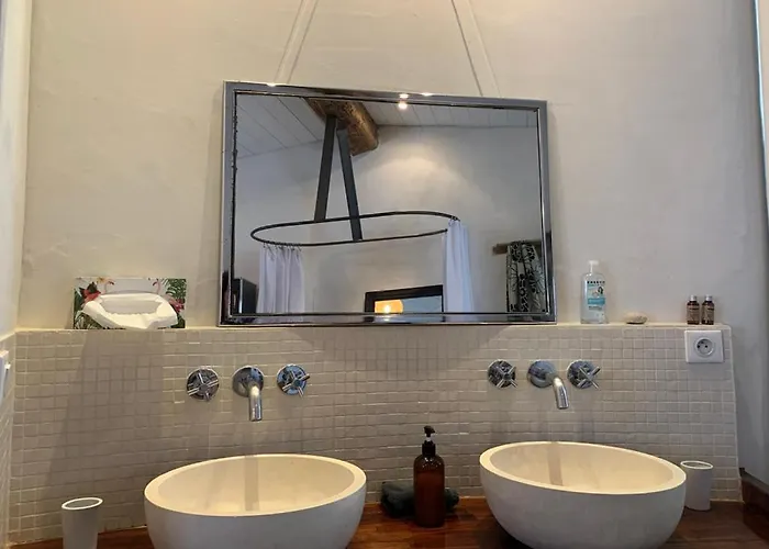 Bed and breakfast Maison Face Au Soleil