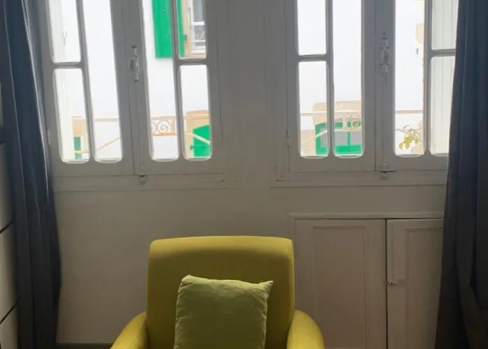 Bed and breakfast Maison Face Au Soleil 3*